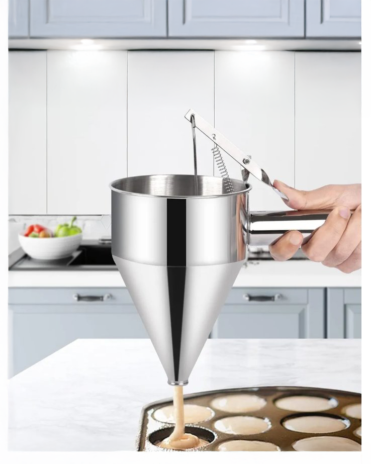 Dozator za Tečno Testo – 750 ml | Nerđajući Čelik
