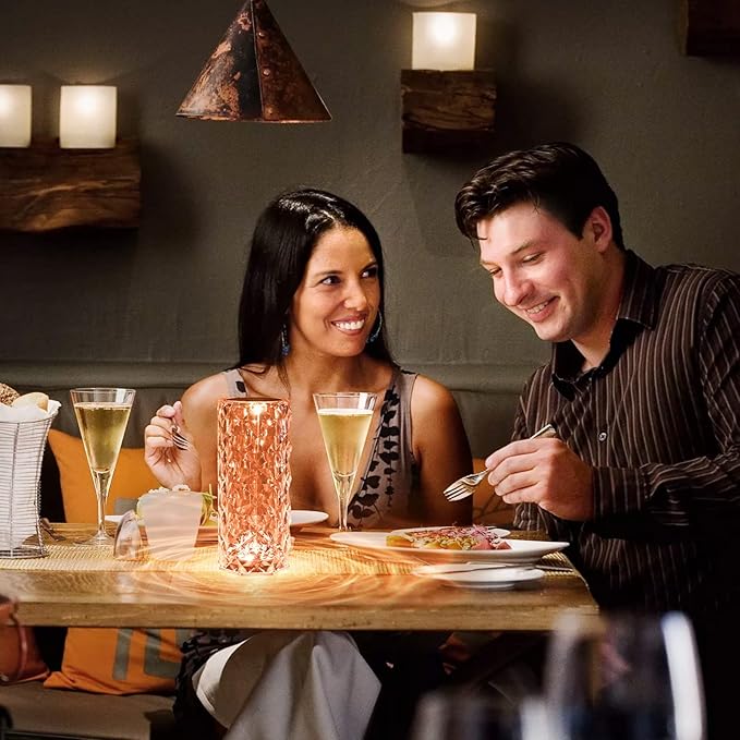 Prelepa lampa 2 u 1 I lampa I zvucnik za muziku