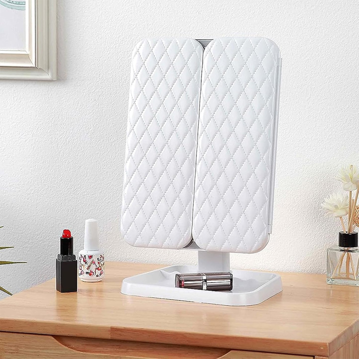 LED OGLEDALO ZA ŠMINKANJE SA UVEĆANJEM I LED SVETLOM