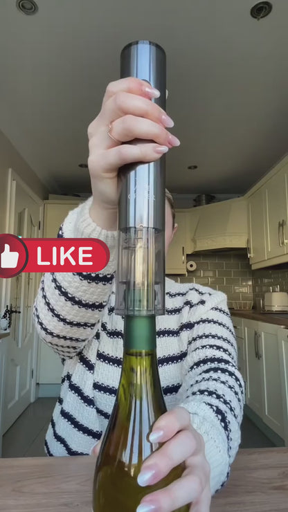 Električni otvarač za vino – automatski vadi čep